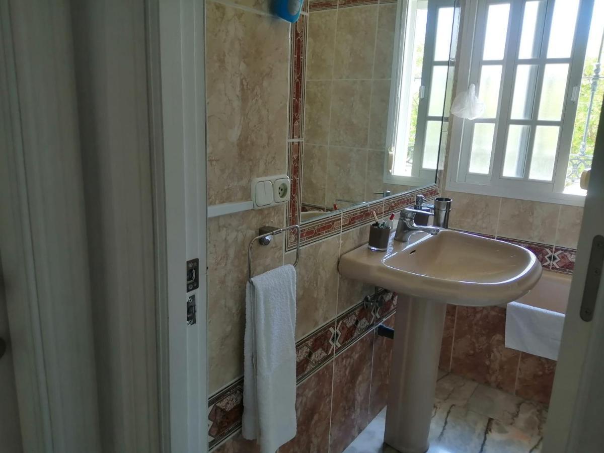 Room In Lovely Cottage House Habitaciones En Chalet En Cadiz San Fernando Esterno foto